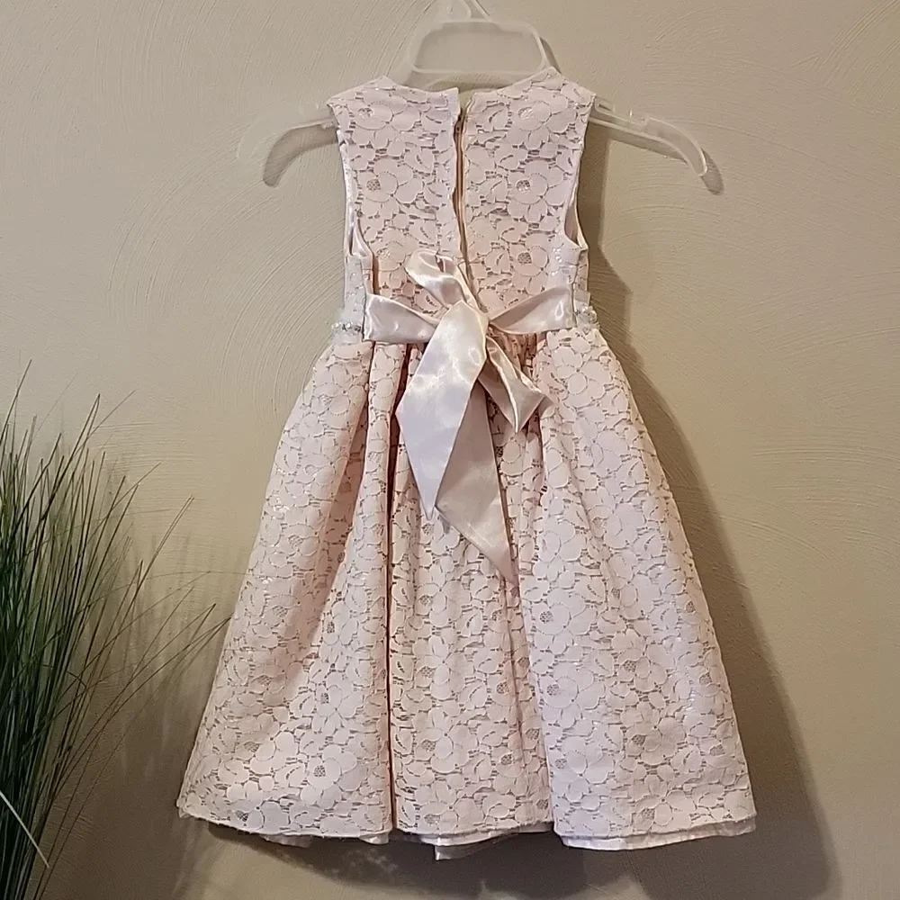AMERICAN PRINCESS LIGHT PINK LACE OVERLAY SPECIAL OCCASION DRESS, SIZE 4